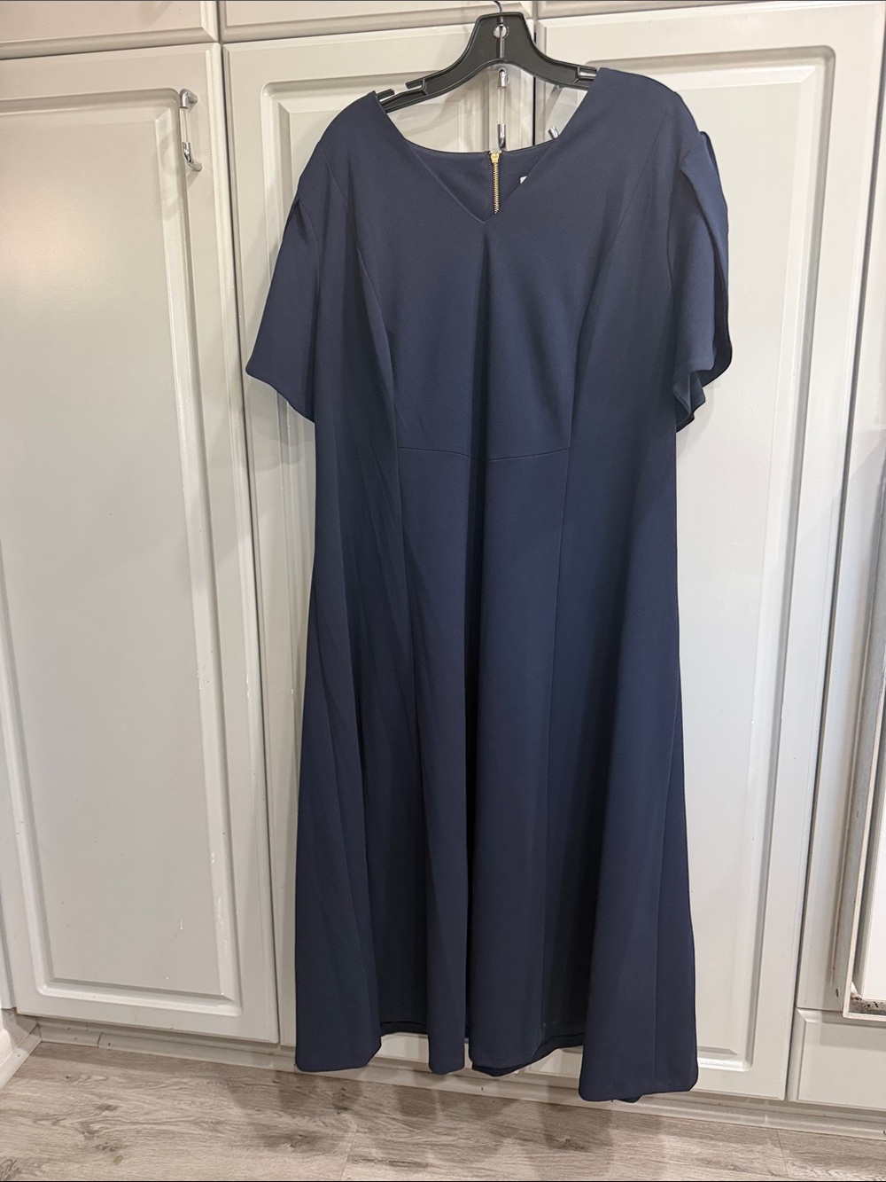 Calvin Klein Navy V-Neck A-Line Tulip Sleeve Women’s Dress 20W